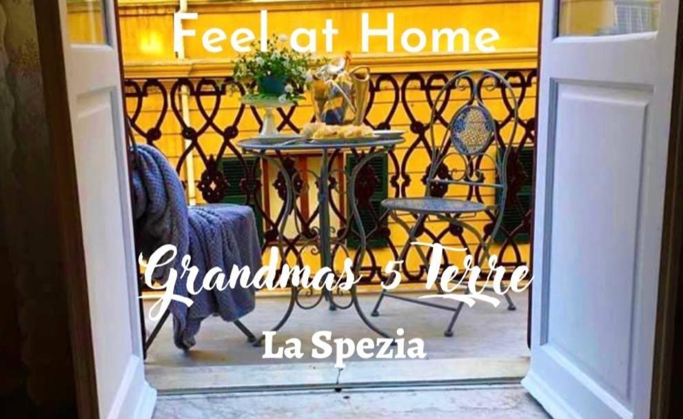 Grandmas 5 Terre Villa La Spezia Bagian luar foto